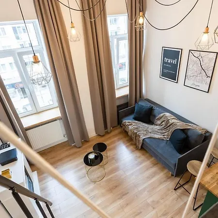 - Great Location - Stylish Loft - Zlota Street Apartment Warsaw