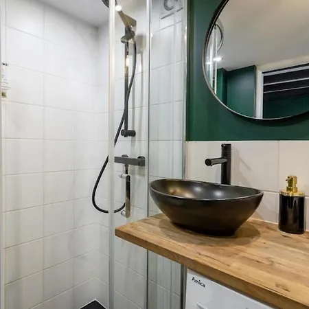 Urban Apartments- Stylish & Elegant In The Heart Of - Zlota 公寓 华沙